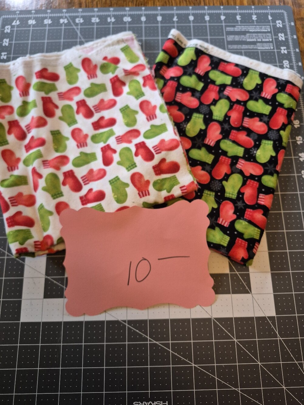 Mittens Print Flann3l FABRIC - Red & Green Quilt, See, Holiday Christmas